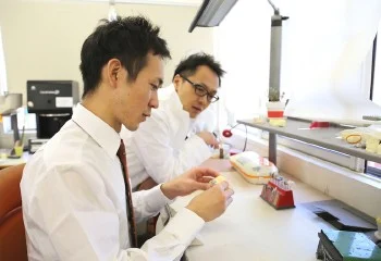 歯科技工士