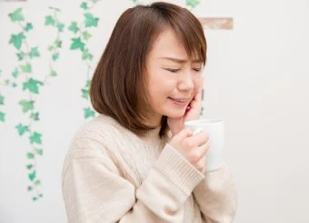 虫歯や歯周病を放置した場合の症状